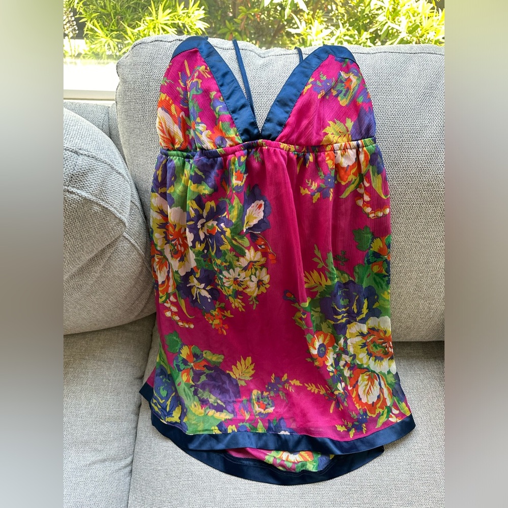 Backless mini dress